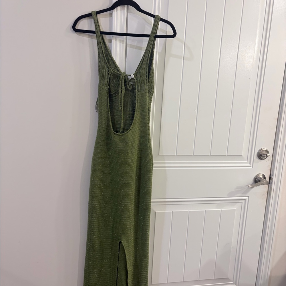 Torn By Ronny Kobo Metallic Green Crochet Maxi Dress
NEW With TAGS - Picture 3 of 4
